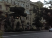 Satılır 2 otaqlı 48 m2 köhnə tikili Elmlər Akademiyası m.