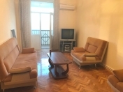 İcarəyə verilir 3 otaqlı 65 m2 köhnə tikili Elmlər Akademiyası m.