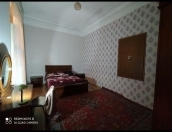 İcarəyə verilir 3 otaqlı 86 m2 köhnə tikili İçəri Şəhər m.