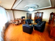 İcarəyə verilir 5 otaqlı 160 m2 yeni tikili 28 May m.