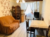 İcarəyə verilir 2 otaqlı 50 m2 köhnə tikili Elmlər Akademiyası m.