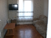 İcarəyə verilir 2 otaqlı 70 m2 köhnə tikili Nəriman Nərimanov parkı