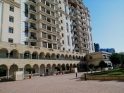 Satılır 5 otaqlı 280 m2 yeni tikili Gənclik m.