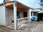 Satılır 5 otaqlı 300 m2 həyət evi Əmircan