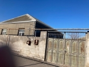 Satılır 3 otaqlı 120 m2 bağ evi Ramana