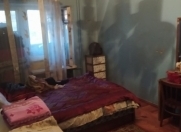 Satılır 3 otaqlı 90 m2 köhnə tikili Musabəyov parkı