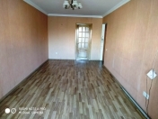 Satılır 2 otaqlı 50 m2 köhnə tikili Xalqlar Dostluğu m.