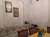 Satılır 2 otaqlı 52 m2 köhnə tikili Axundov bağı