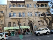 Satılır 2 otaqlı 55 m2 köhnə tikili Nizami m.