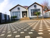 Satılır 4 otaqlı 130 m2 bağ evi Buzovna