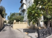 İcarəyə verilir 4 otaqlı 110 m2 ofis 28 May m.