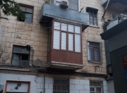 Satılır 3 otaqlı 75 m2 köhnə tikili Elmlər Akademiyası m.