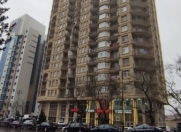 İcarəyə verilir 3 otaqlı 105 m2 yeni tikili Yasamal r.
