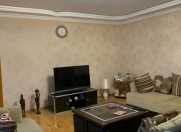 Satılır 5 otaqlı 134 m2 köhnə tikili Gənclik m.