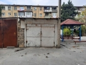 Satılır 19 m2 qaraj 8 km