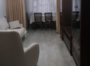 Satılır 2 otaqlı 45 m2 köhnə tikili Xəzər Universiteti