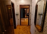 Satılır 3 otaqlı 80 m2 köhnə tikili Elmlər Akademiyası m.