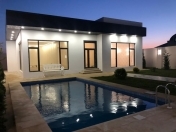 Satılır 4 otaqlı 155 m2 bağ evi Mərdəkan