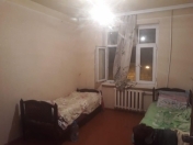 Satılır 3 otaqlı 90 m2 köhnə tikili 9 mkr