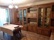 Satılır 3 otaqlı 80 m2 köhnə tikili Atatürk parkı