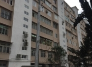 Satılır 4 otaqlı 100 m2 köhnə tikili Gənclik m.