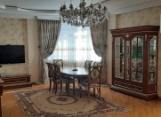 Satılır 4 otaqlı 212 m2 yeni tikili Koala parkı