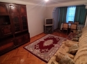 Satılır 3 otaqlı 80 m2 köhnə tikili İnşaatçılar m.