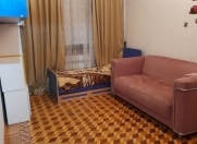 Satılır 4 otaqlı 100 m2 köhnə tikili Elmlər Akademiyası m.