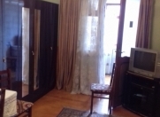 İcarəyə verilir 1 otaqlı 34 m2 köhnə tikili İnşaatçılar m.