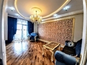 Satılır 2 otaqlı 70 m2 yeni tikili Qara Qarayev m.