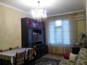 Satılır 3 otaqlı 75 m2 köhnə tikili Yeni Yasamal