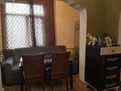 Satılır 1 otaqlı 45 m2 köhnə tikili 8 mkr