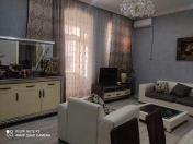 Satılır 2 otaqlı 55 m2 köhnə tikili Qış parkı