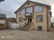 Satılır 4 otaqlı 400 m2 həyət evi Balakən
