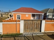 Satılır 4 otaqlı 140 m2 həyət evi Ramana