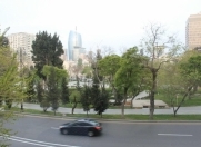 İcarəyə verilir 3 otaqlı 90 m2 köhnə tikili 28 May m.