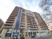 İcarəyə verilir 3 otaqlı 140 m2 yeni tikili 28 May m.