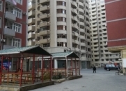 İcarəyə verilir 3 otaqlı 135 m2 yeni tikili Əhmədli m.
