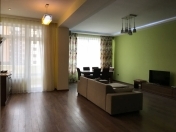İcarəyə verilir 2 otaqlı 85 m2 yeni tikili Şah İsmayıl Xətai m.