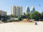Satılır 5 otaqlı 215 m2 yeni tikili Elmlər Akademiyası m.
