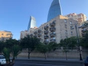 İcarəyə verilir 2 otaqlı 57 m2 köhnə tikili Şəlalə parkı