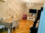 Satılır 3 otaqlı 85 m2 köhnə tikili Yeni Yasamal