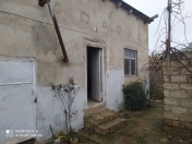 Satılır 2 otaqlı 80 m2 həyət evi Ramana