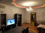 İcarəyə verilir 3 otaqlı 185 m2 yeni tikili Nərimanov r.