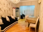 Satılır 3 otaqlı 90 m2 köhnə tikili İnşaatçılar m.
