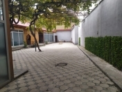 Satılır 5 otaqlı 300 m2 obyekt Yasamal r.