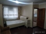 Satılır 1 otaqlı 30 m2 köhnə tikili Neftçilər m.