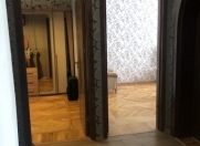 Satılır 4 otaqlı 101 m2 köhnə tikili Gənclik m.