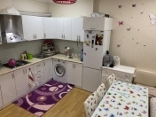 Satılır 7 otaqlı 205 m2 köhnə tikili Gənclik m.