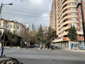 İcarəyə verilir 2 otaqlı 70 m2 köhnə tikili Nəsimi bazarı